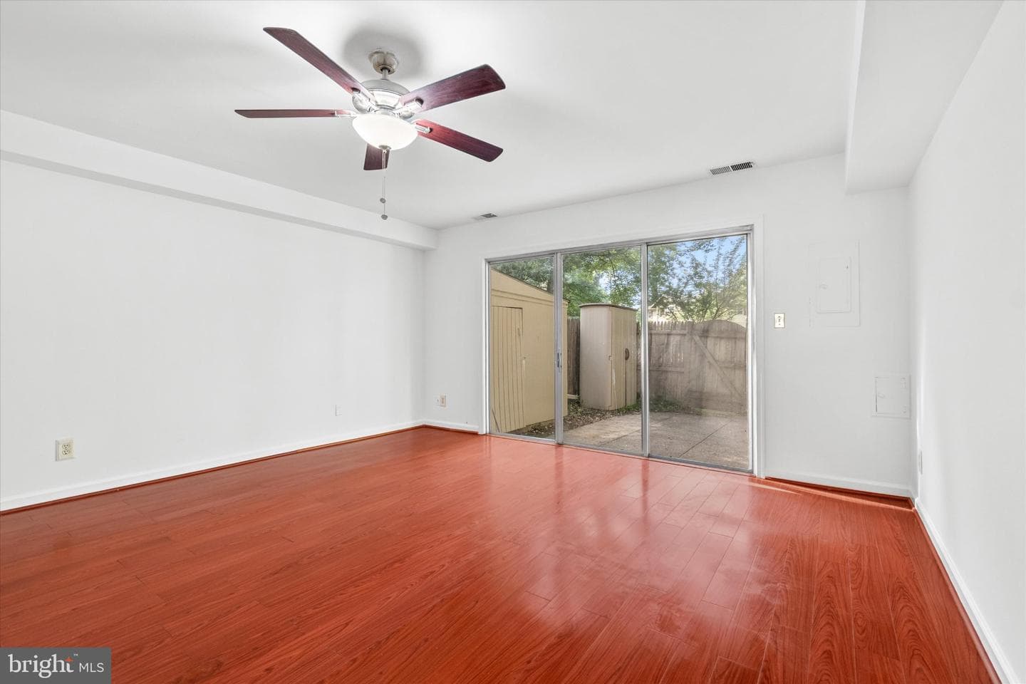 8123 Kingsway Ct # 268 photo 10