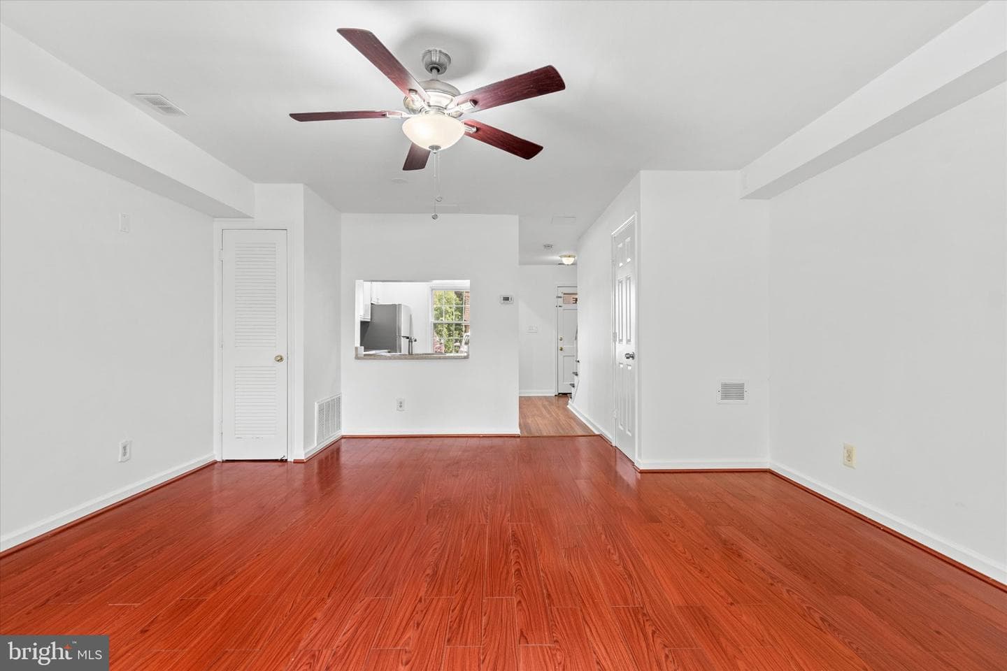 8123 Kingsway Ct # 268 photo 11