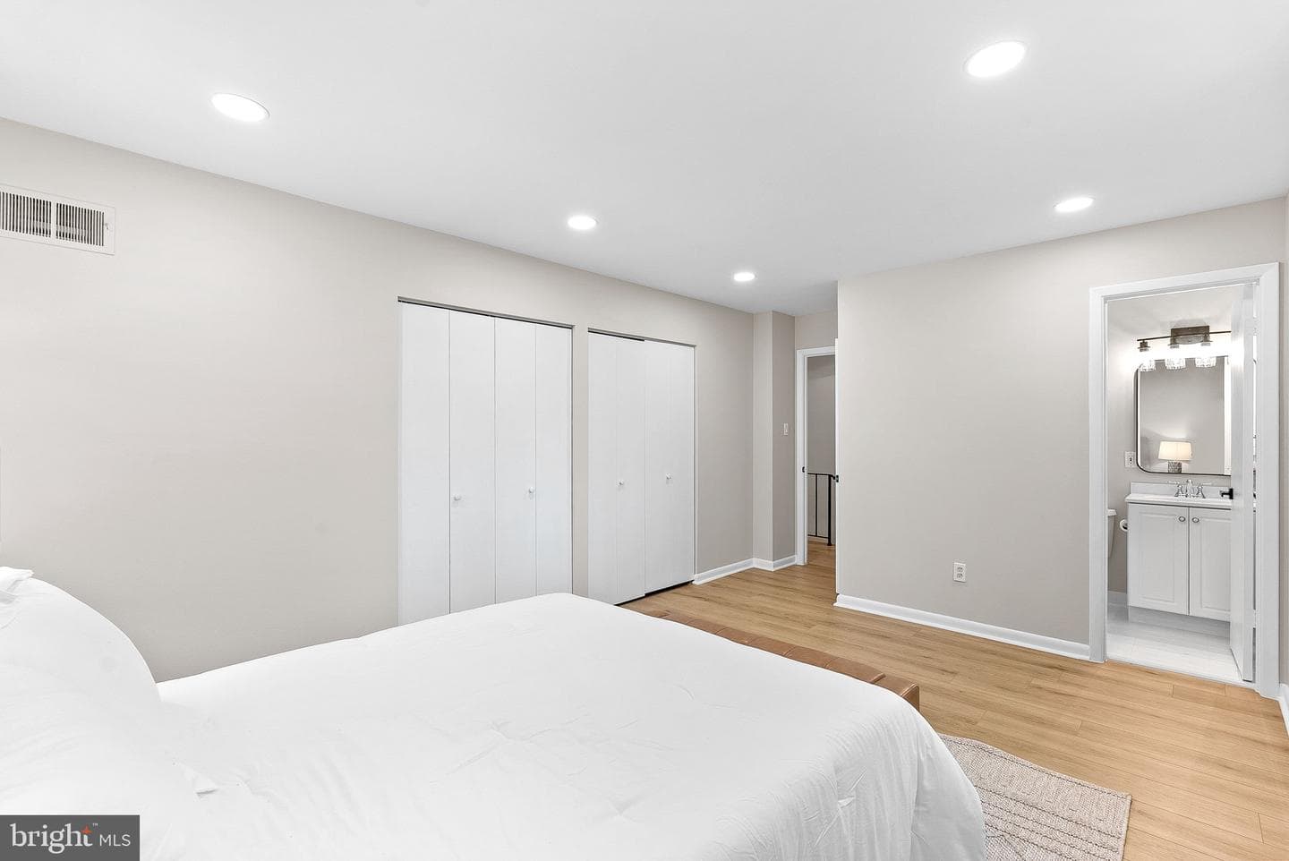 14810 Cranoke Street photo 41