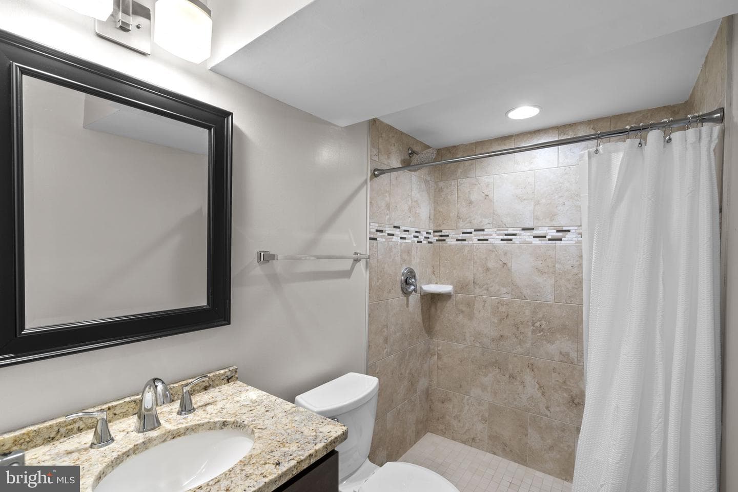 7201 Lake Cove Drive photo 31