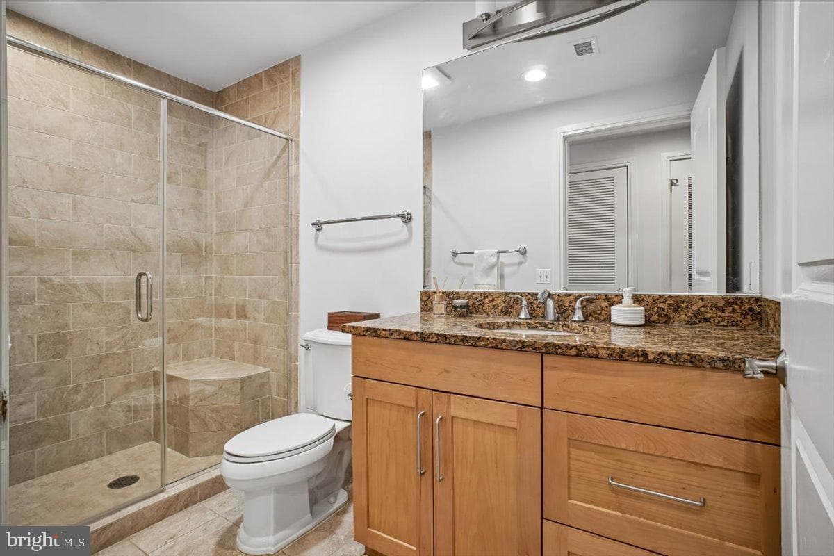 8220 Crestwood Heights Drive #301 photo 13