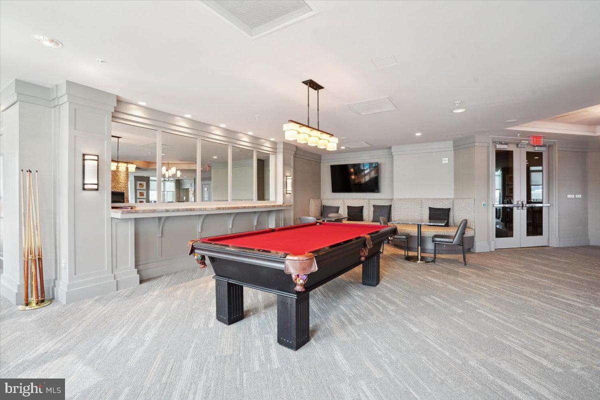 8220 Crestwood Heights Drive #301 photo 31