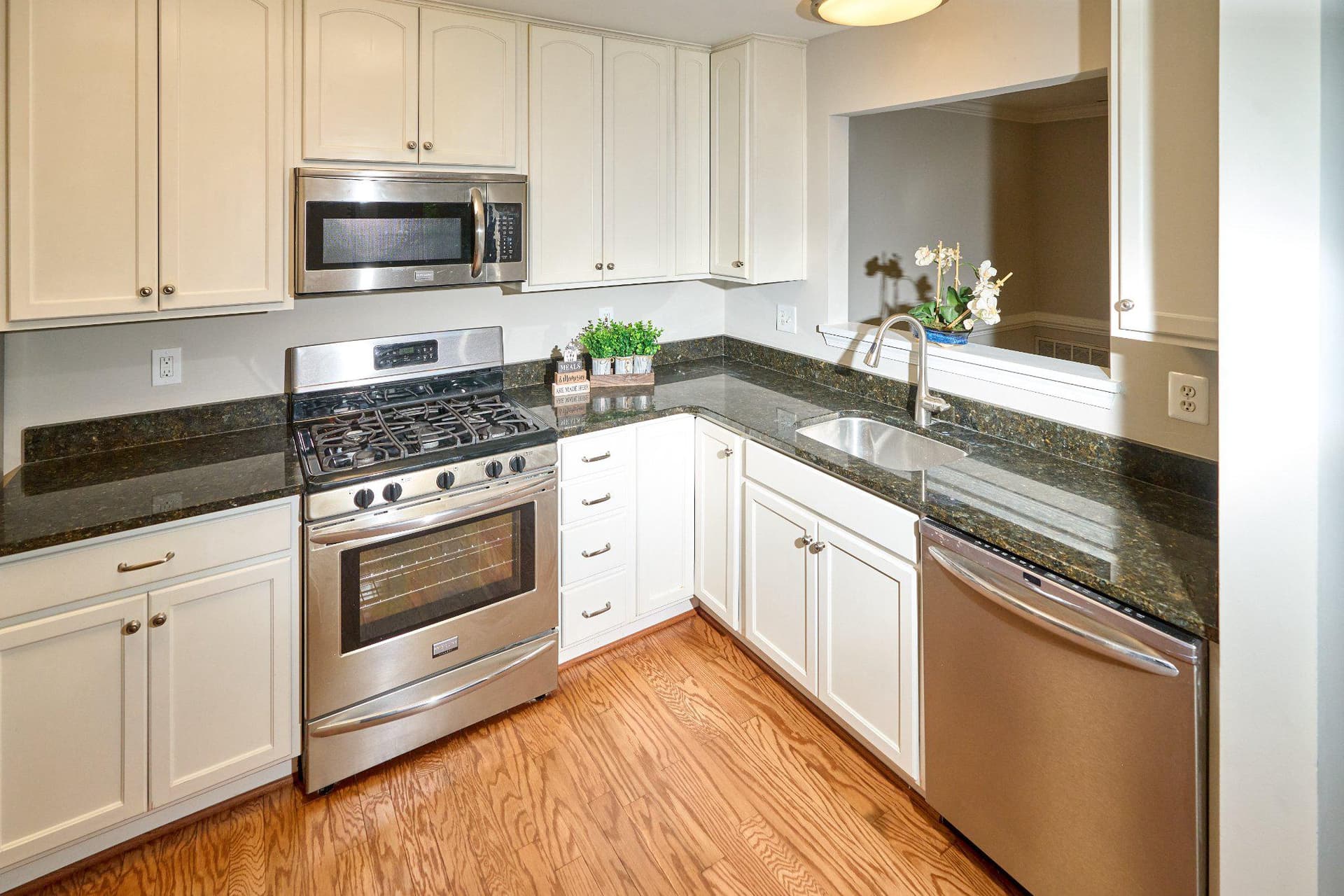 6604 Netties Lane #1201 photo 4