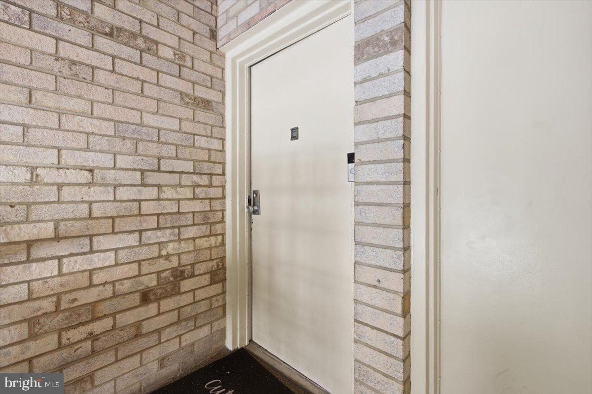 2322 Freetown Court #8/21c photo 30