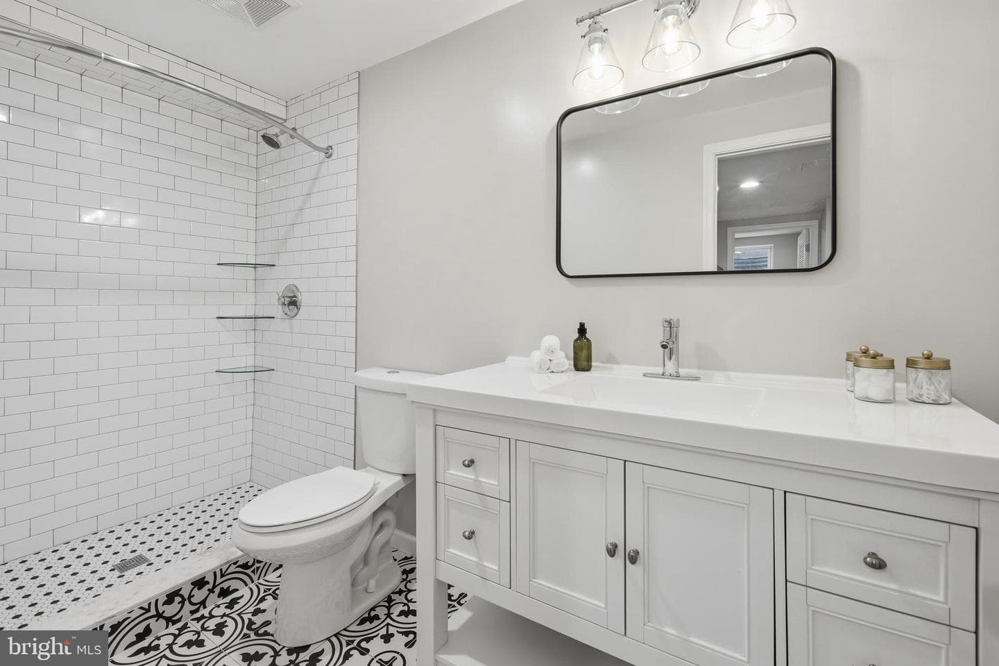 6368 Hillcrest Place photo 27