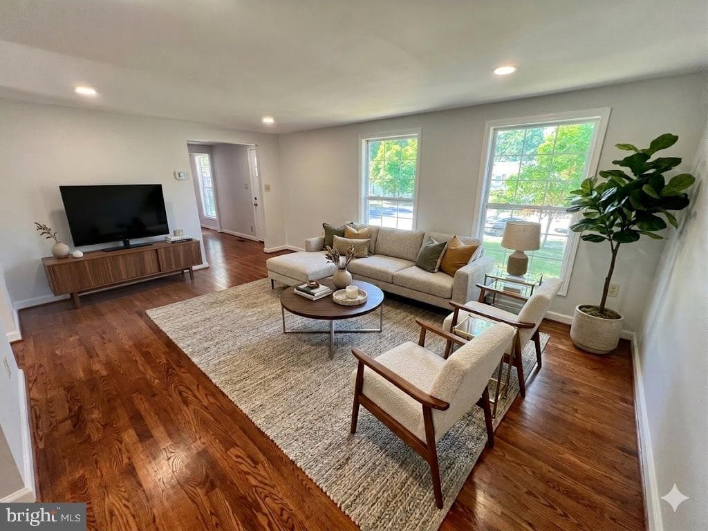 2283 Dosinia Court photo 5