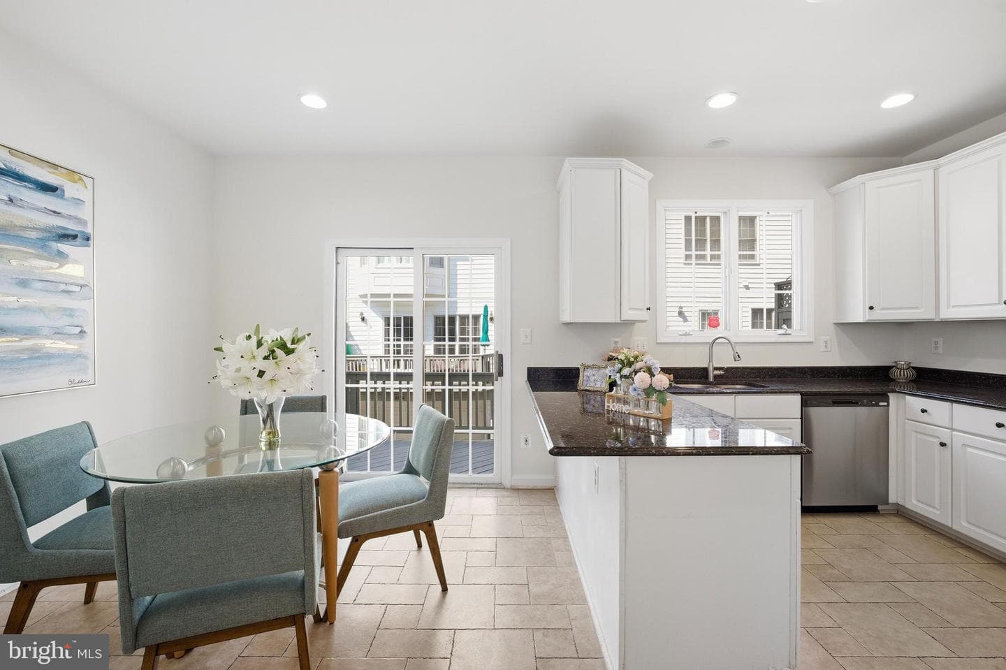8894 Ashgrove House Lane photo 15
