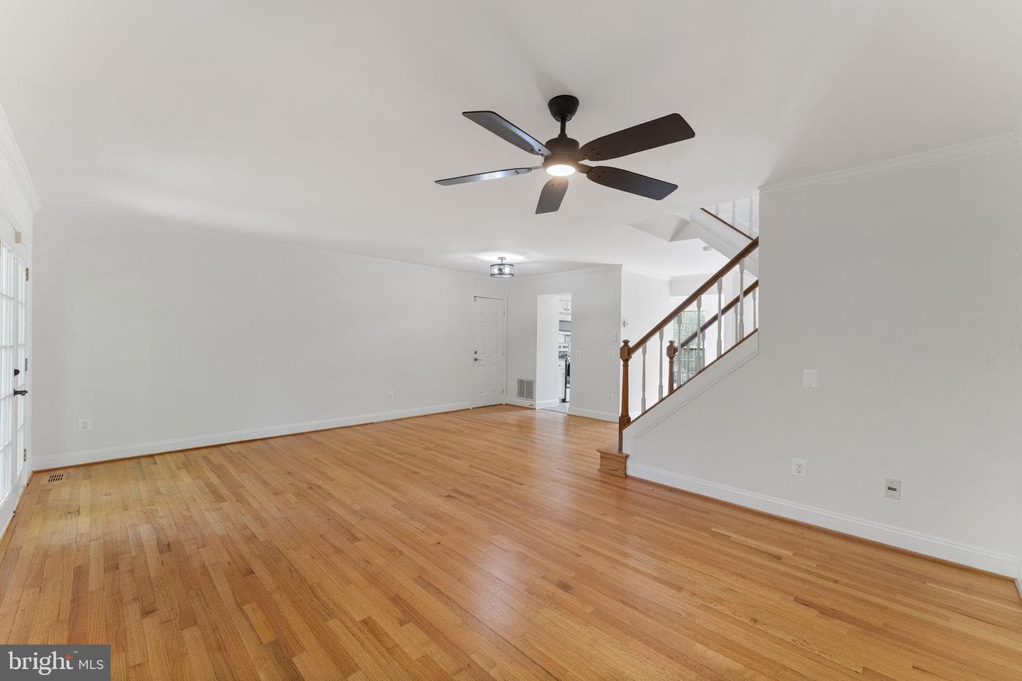 5926 Powells Landing Road photo 8