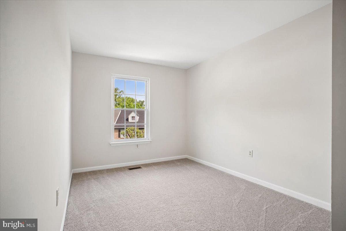 6013 Crocus Court photo 29