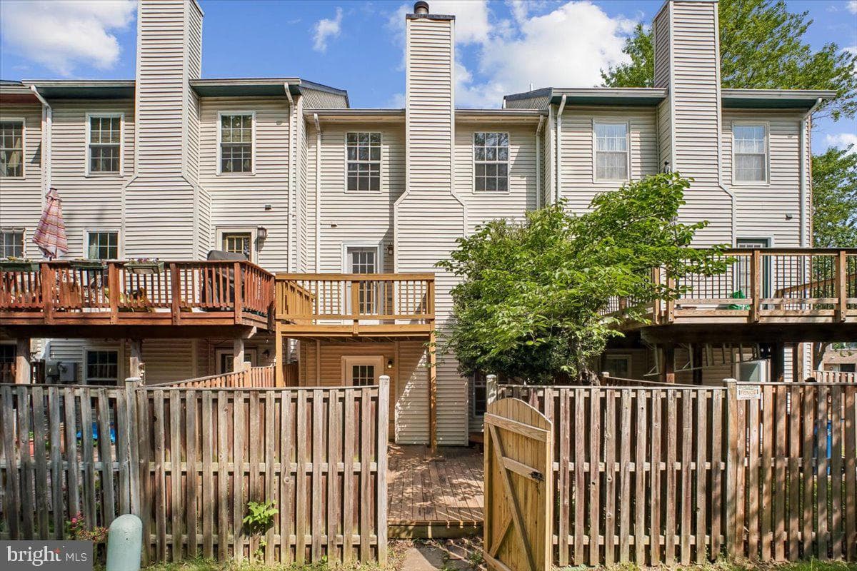 6013 Crocus Court photo 36