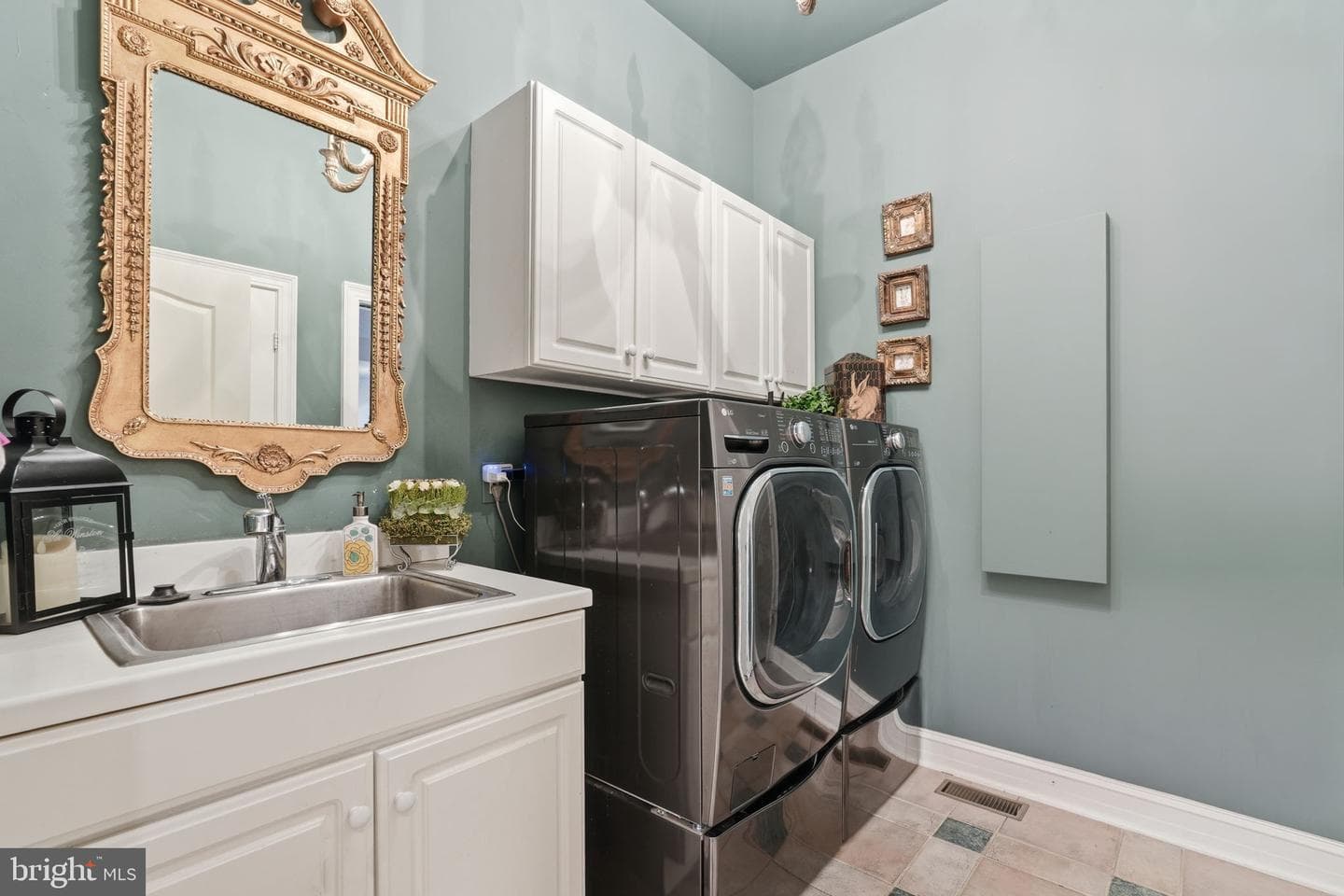 1204 Daviswood Drive photo 24