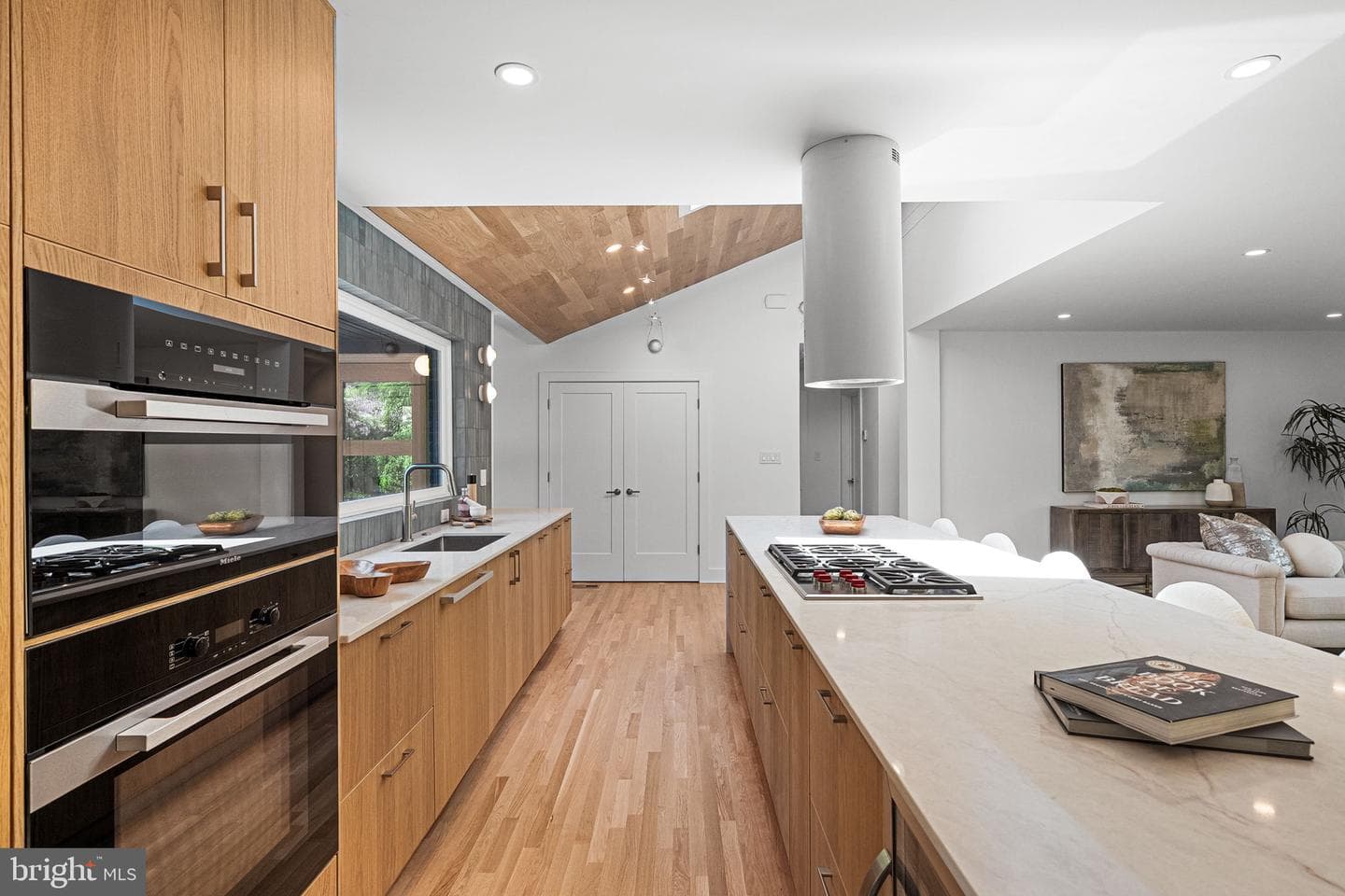 3804 Lakeview Terrace photo 11