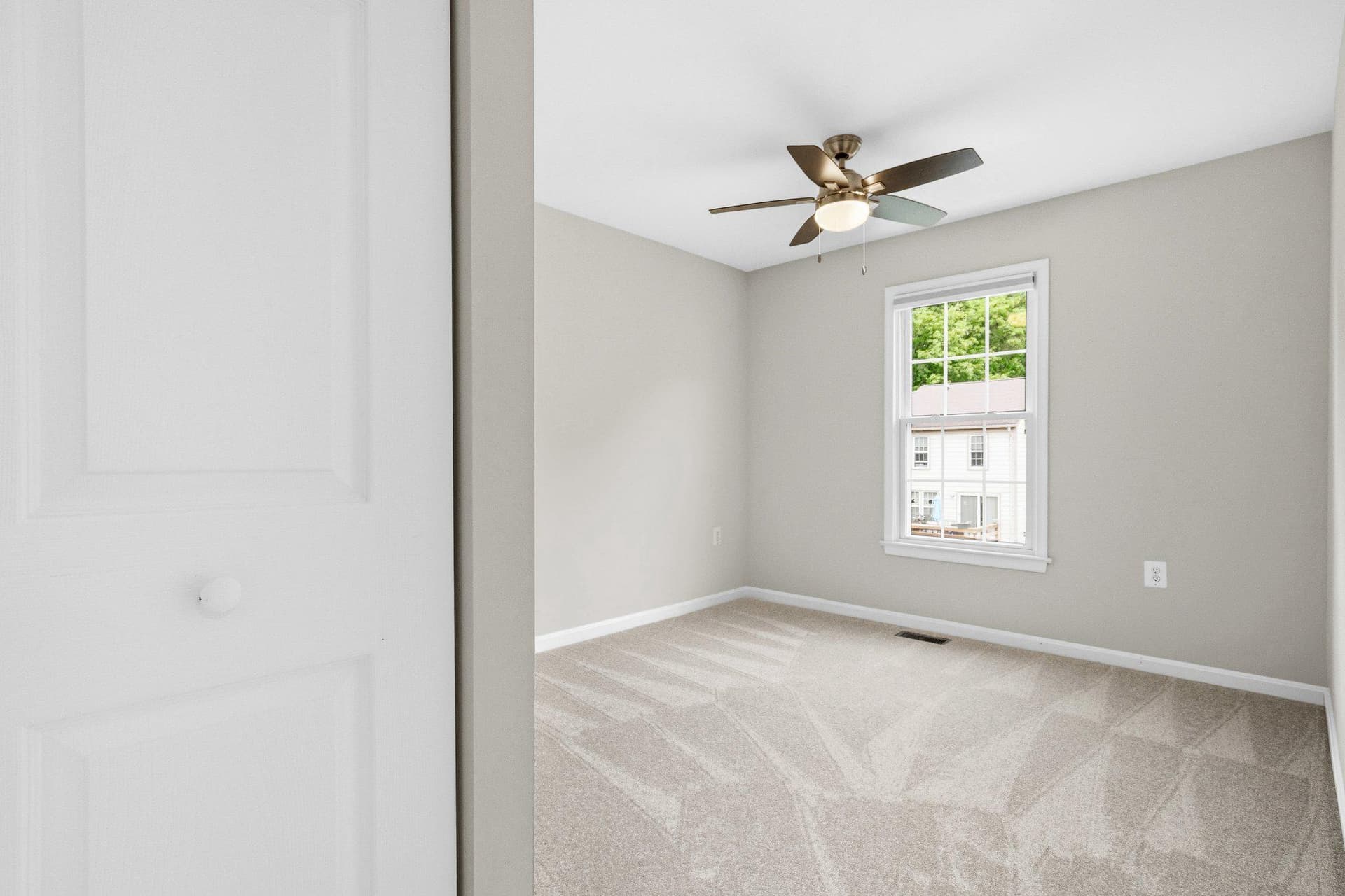 5428 New London Park Drive photo 20