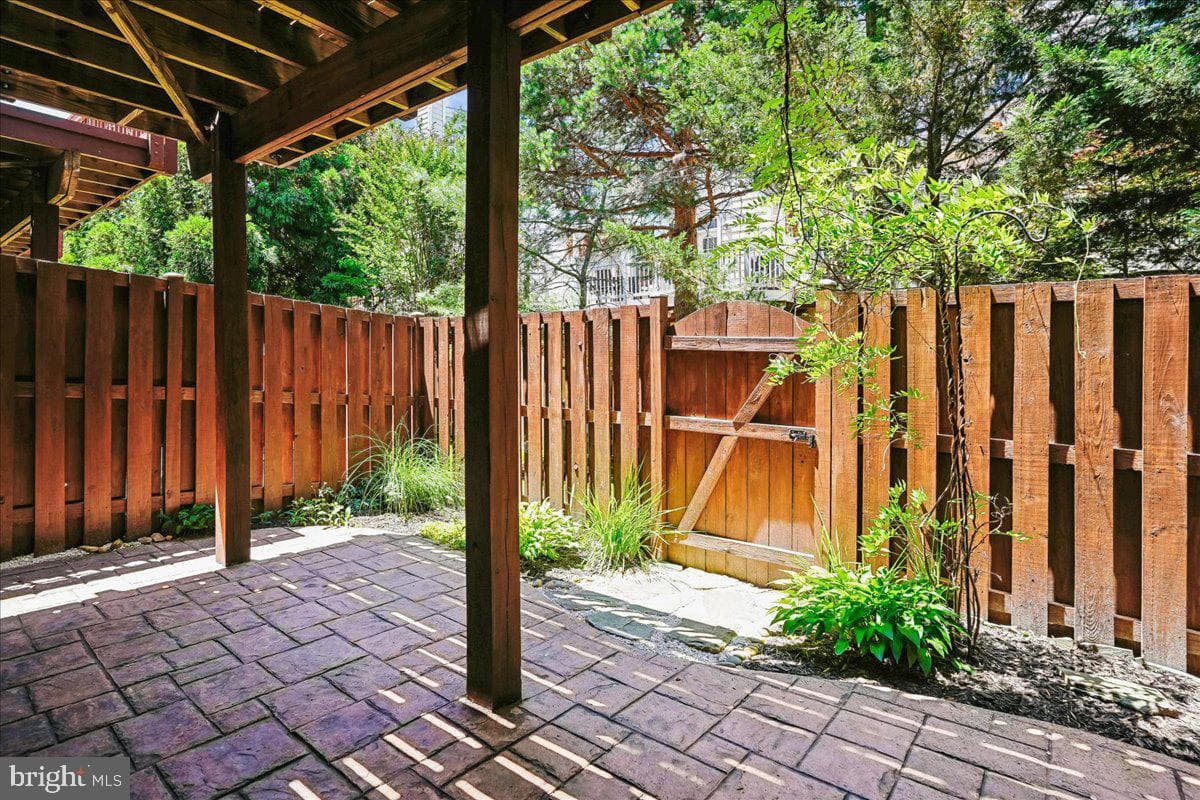 2022 Pieris Court photo 48