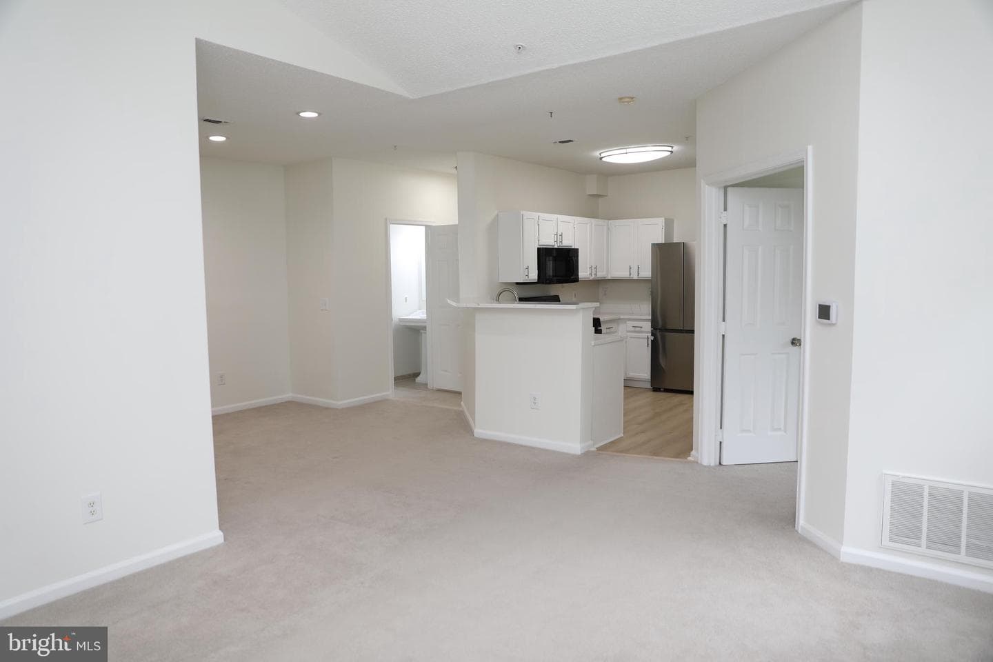 14302 Rosy Lane #33 photo 5