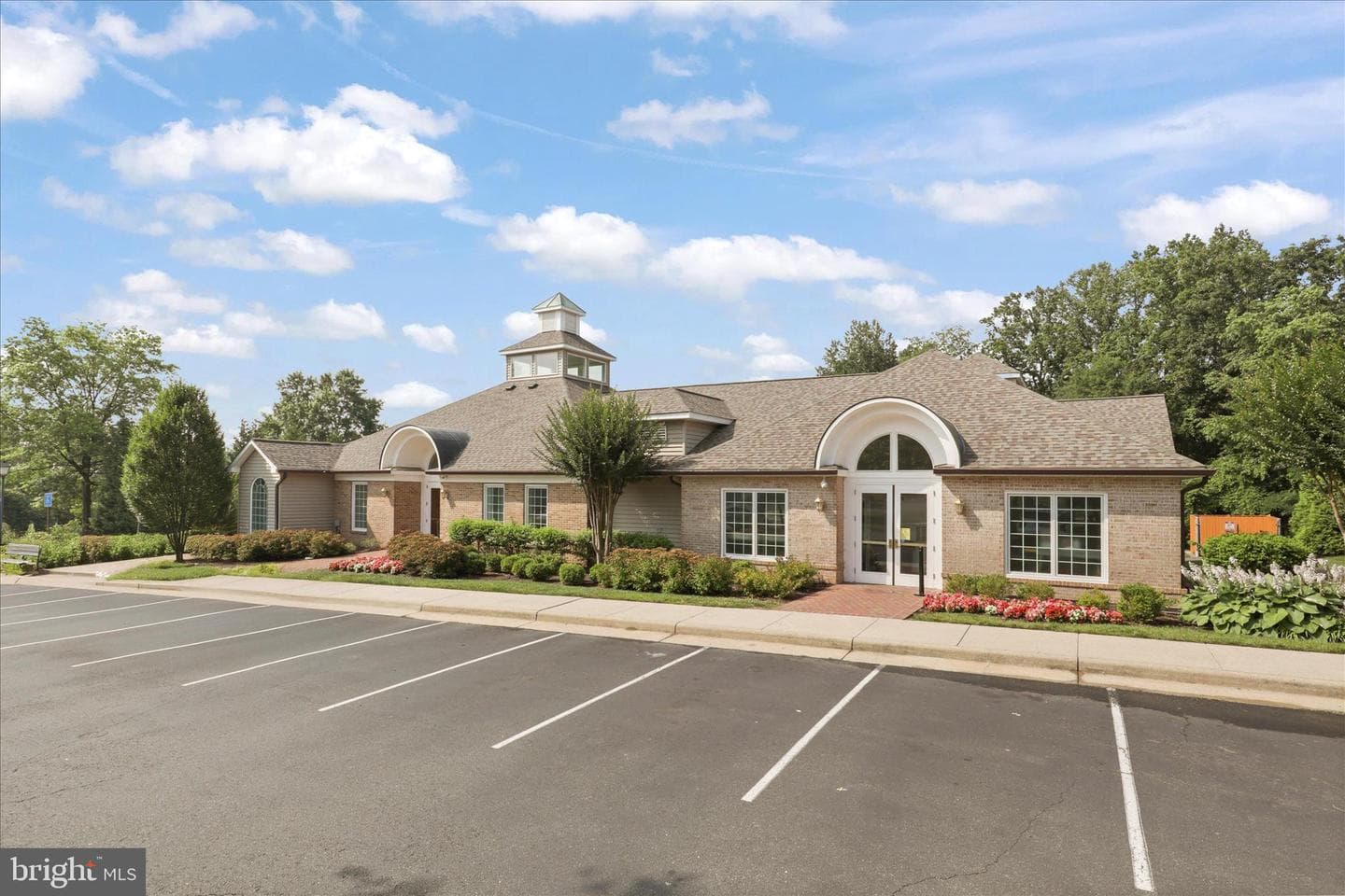 6013 Keble Drive photo 34