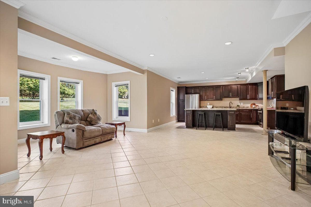 11040 Heathland Drive photo 37