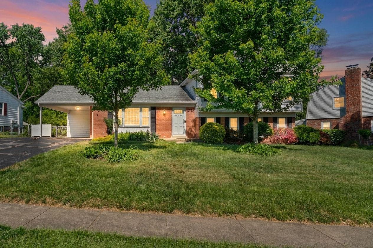 5716 Glamis Drive photo 2