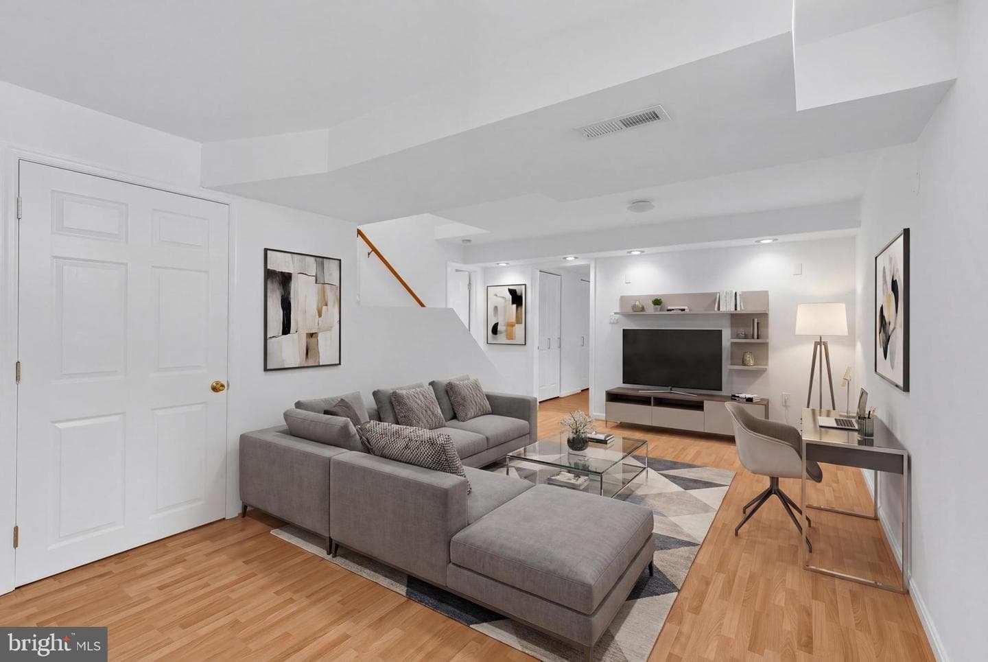 6458 Woodmere Place photo 18