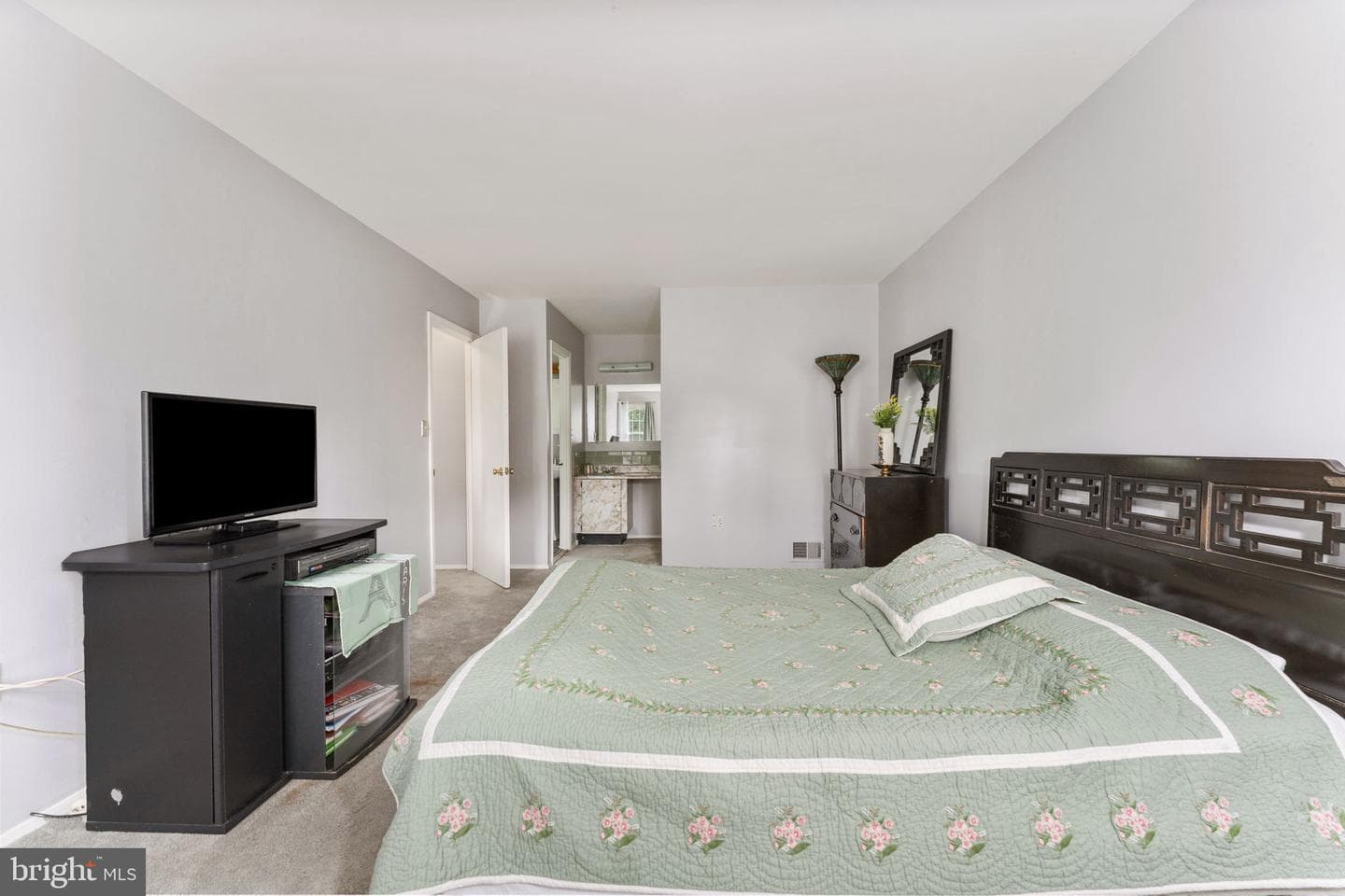 8114 Orville Street photo 34