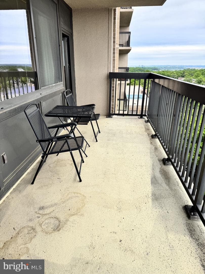 3713 S George Mason Drive #1005 photo 28