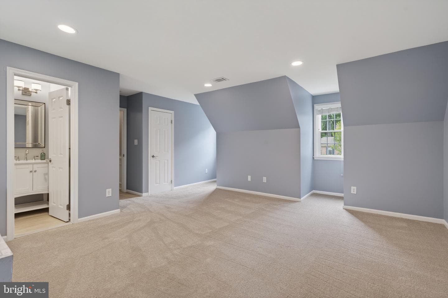 7211 Laketree Drive photo 47