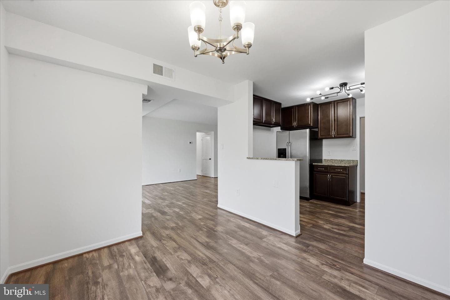 9730 Kingsbridge Drive #303 photo 16