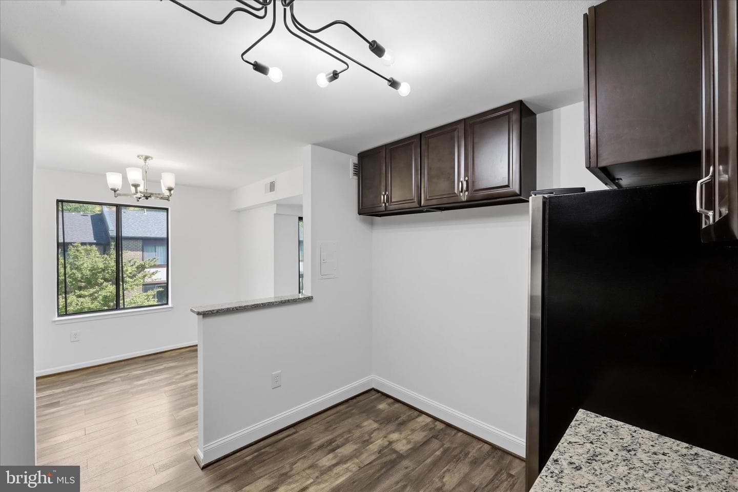9730 Kingsbridge Drive #303 photo 22