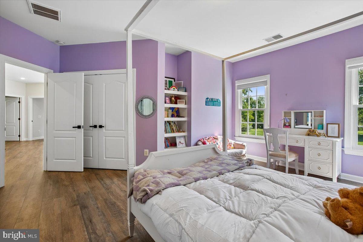 11133 Oakton Road photo 46