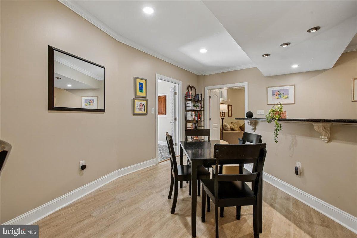 11133 Oakton Road photo 57