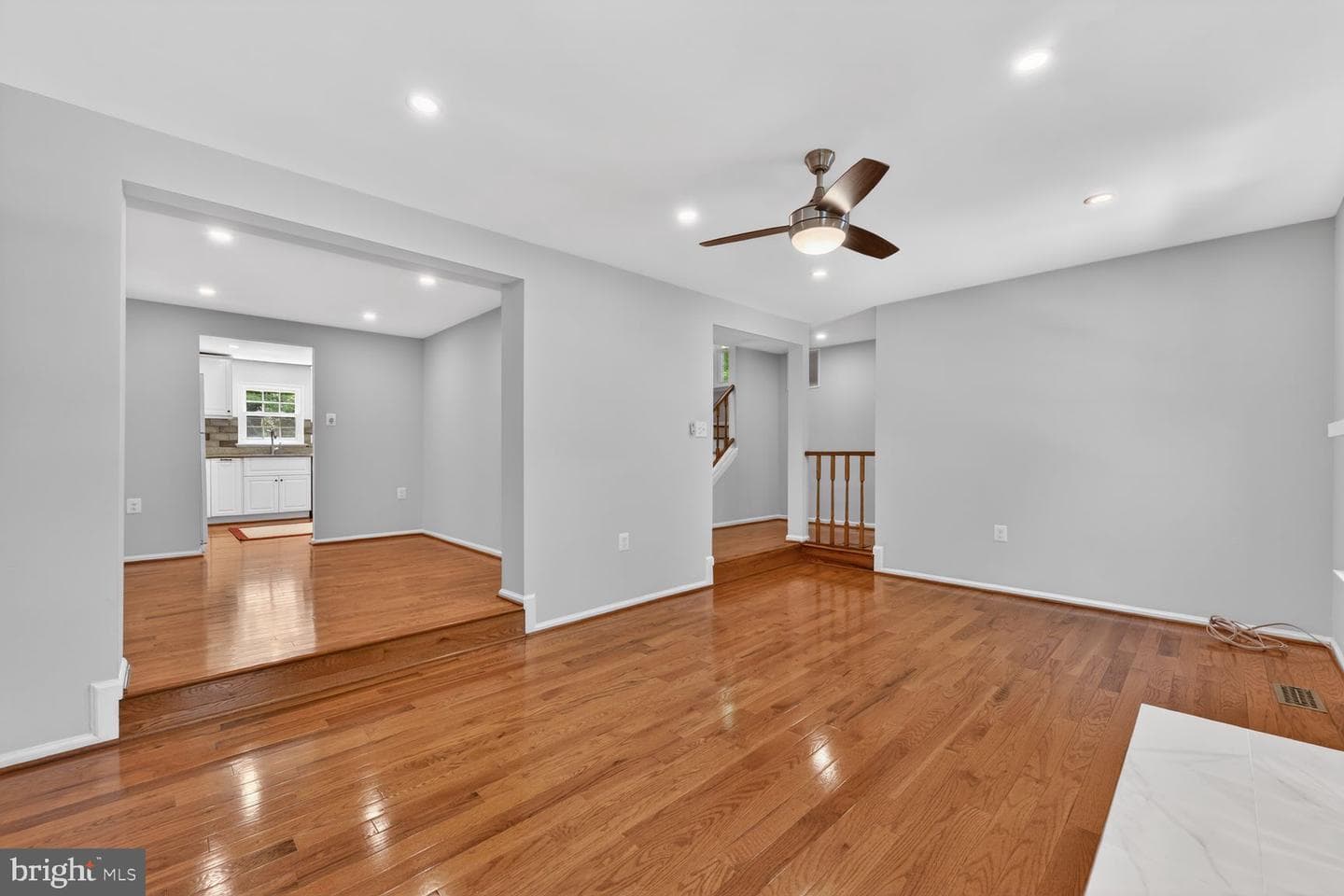 10041 Chestnut Wood Lane photo 11