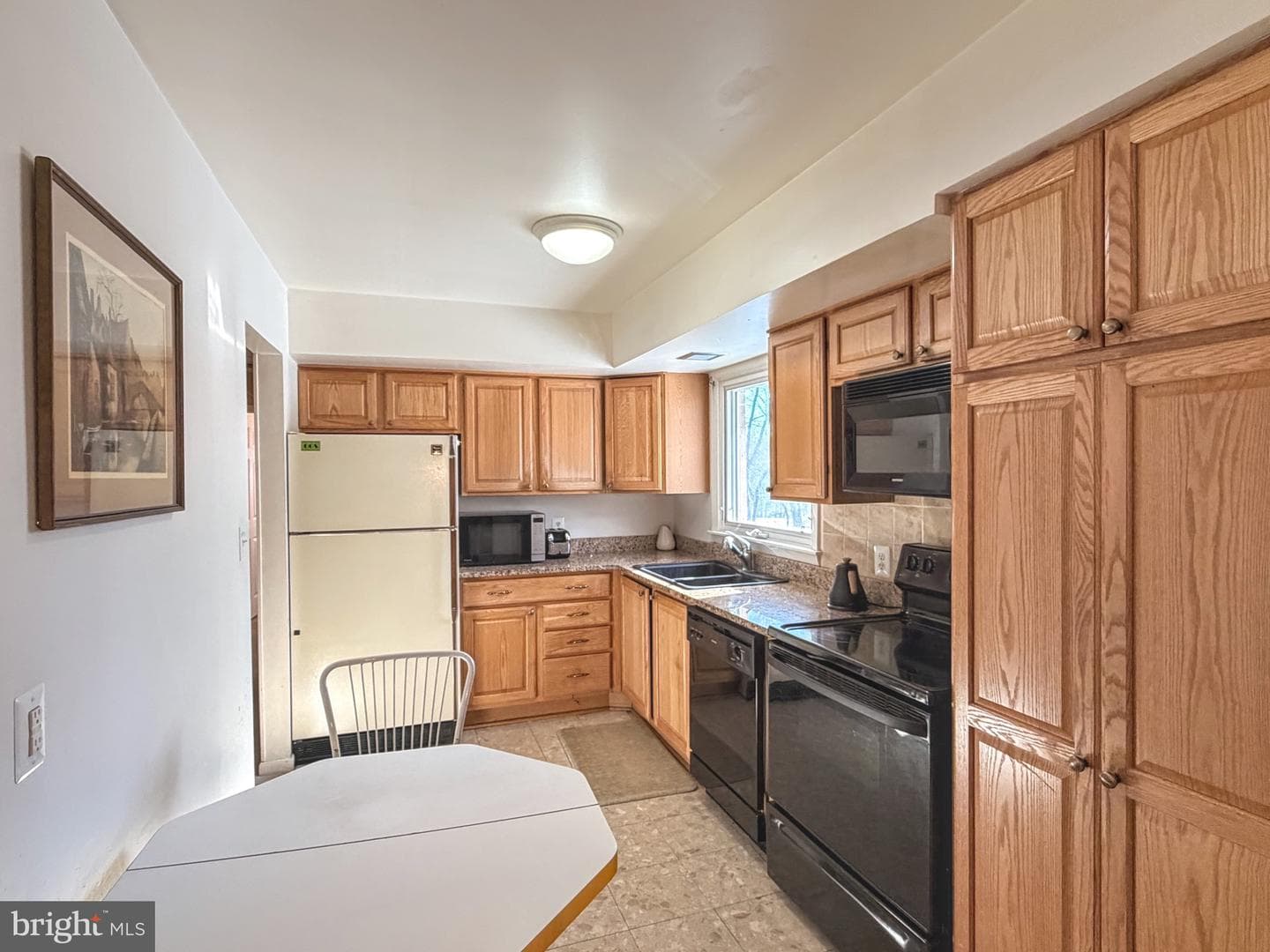 9921 Woodrow Street photo 11