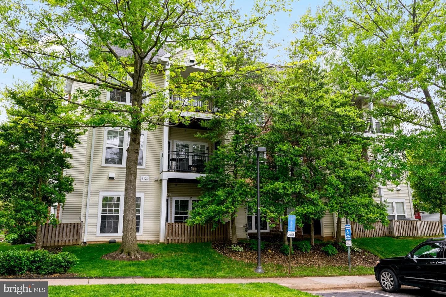4129 Fountainside Lane #104 photo 33