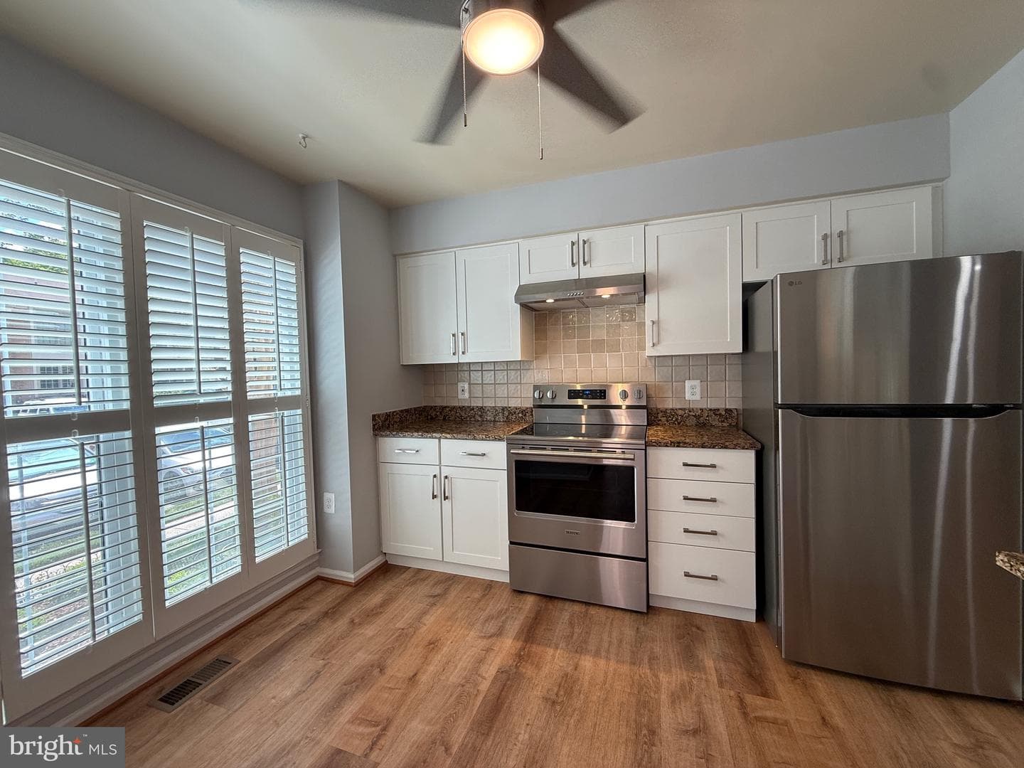 5650 Ridge View Drive photo 7