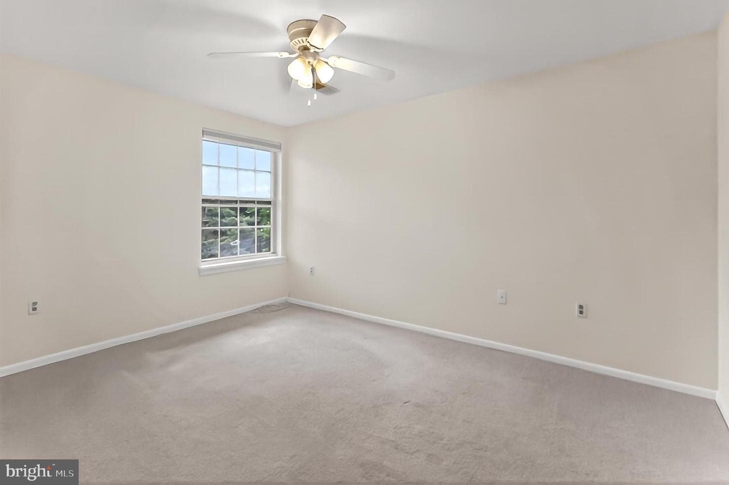 1948 Kennedy Drive #203 photo 19