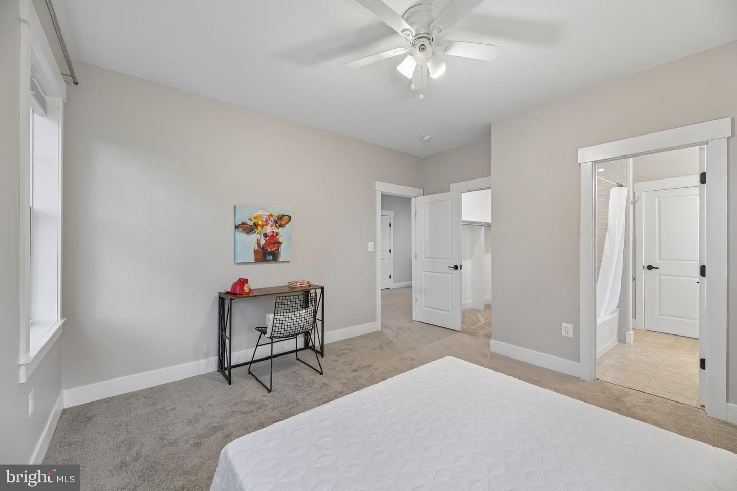 2336 N Oak Street photo 100