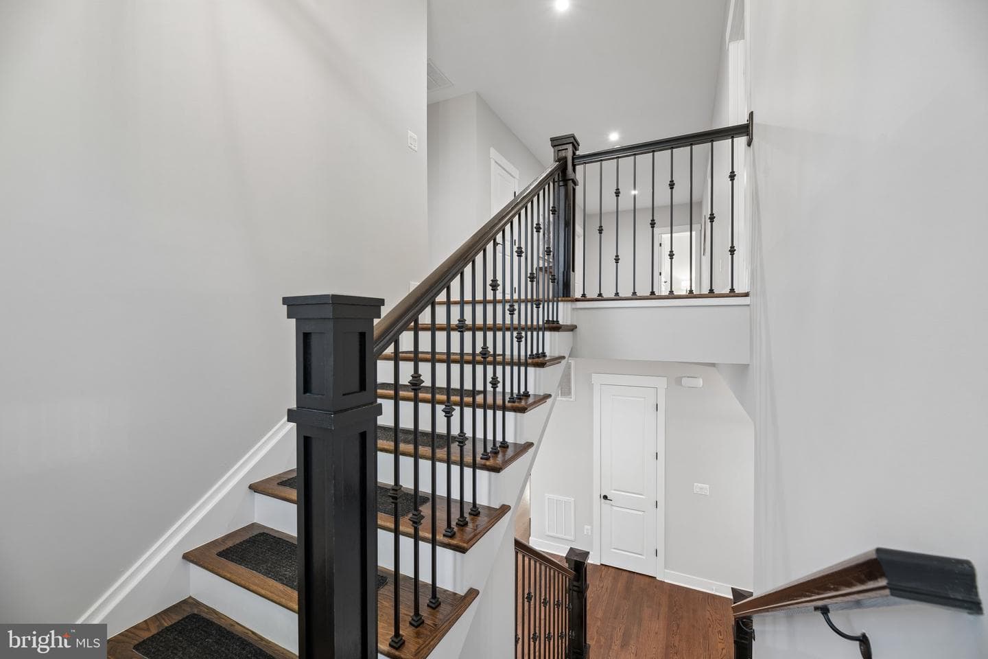2336 N Oak Street photo 48