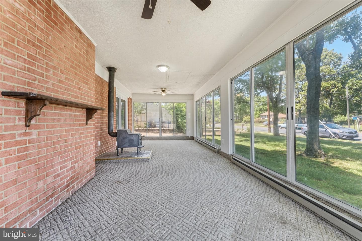 14707 Braddock Road photo 17