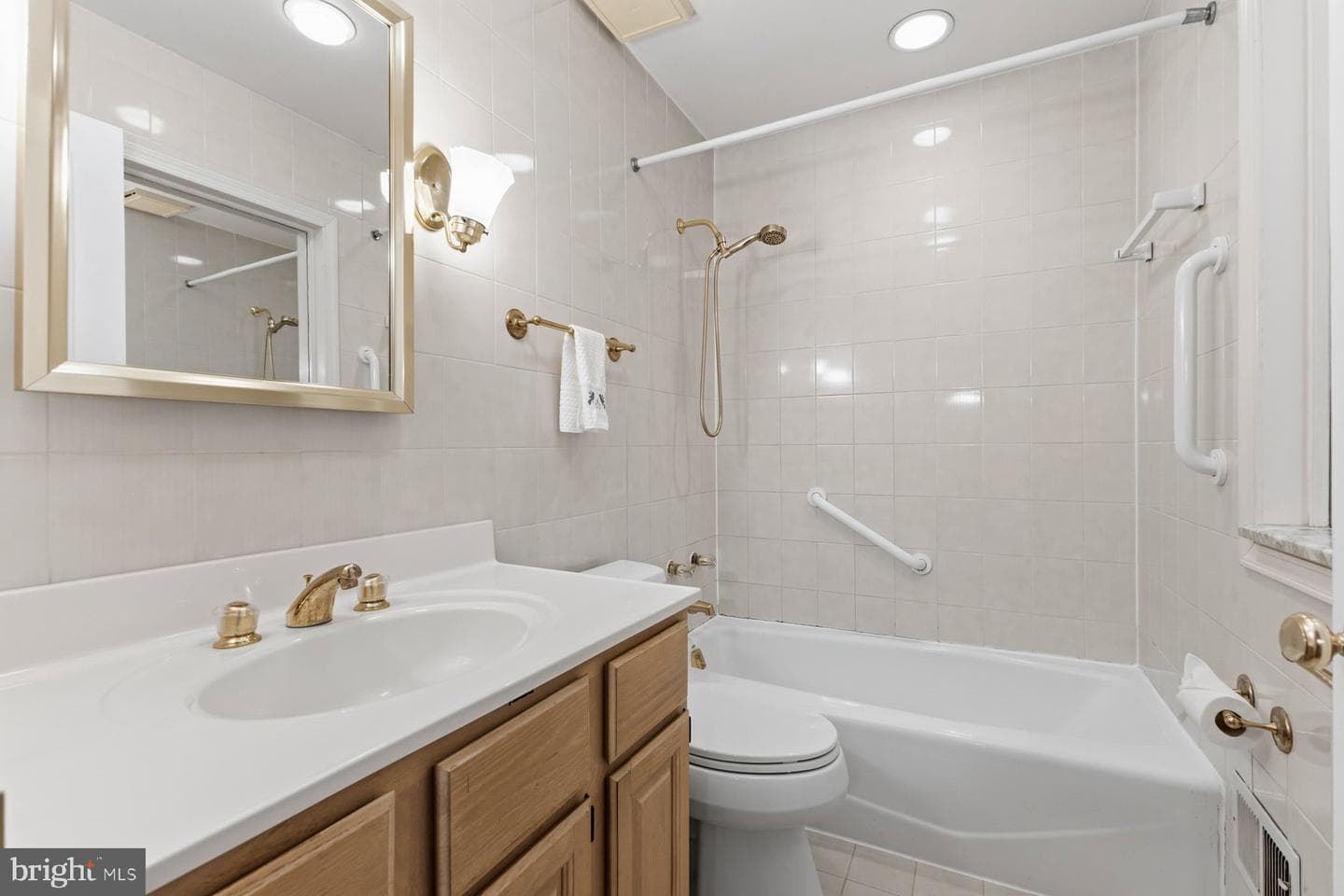 8220 Carrleigh Parkway #11 photo 19