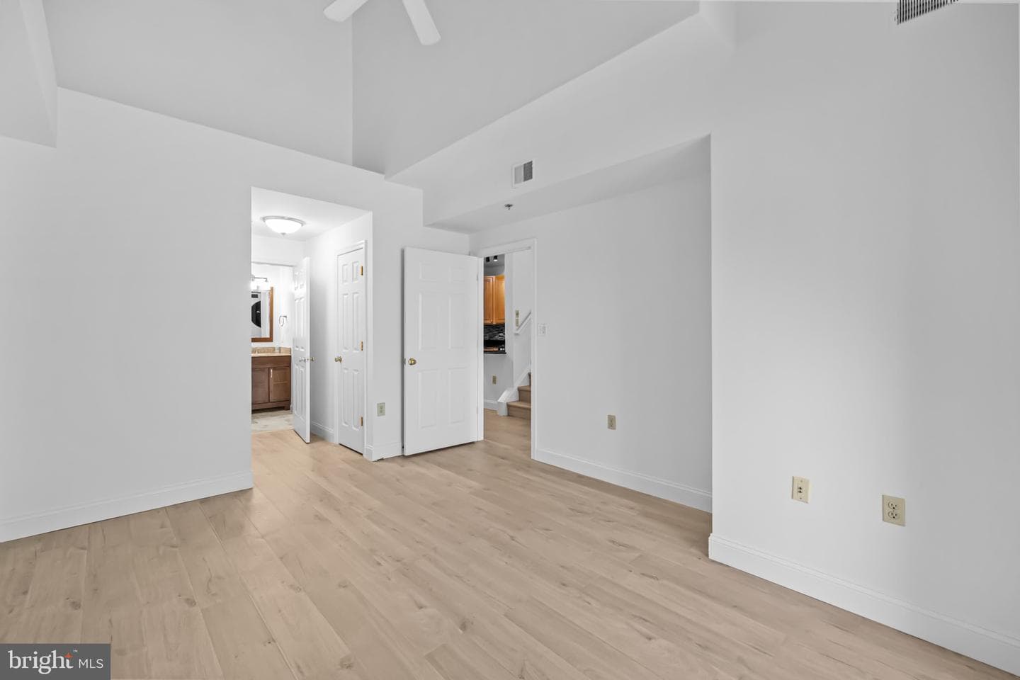 1641 International Drive #412 photo 17