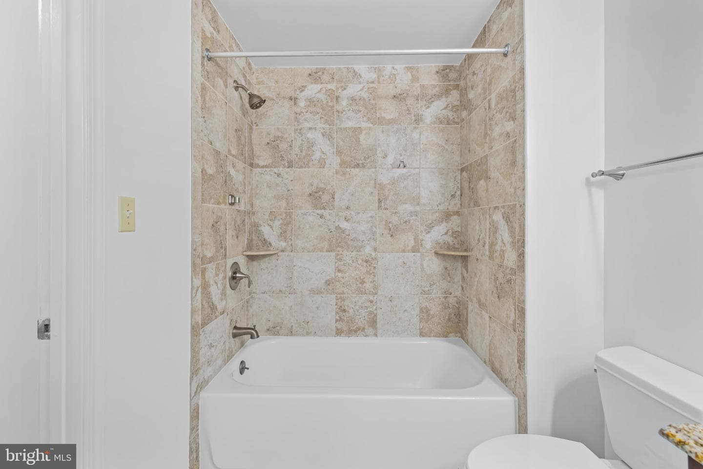 1641 International Drive #412 photo 20