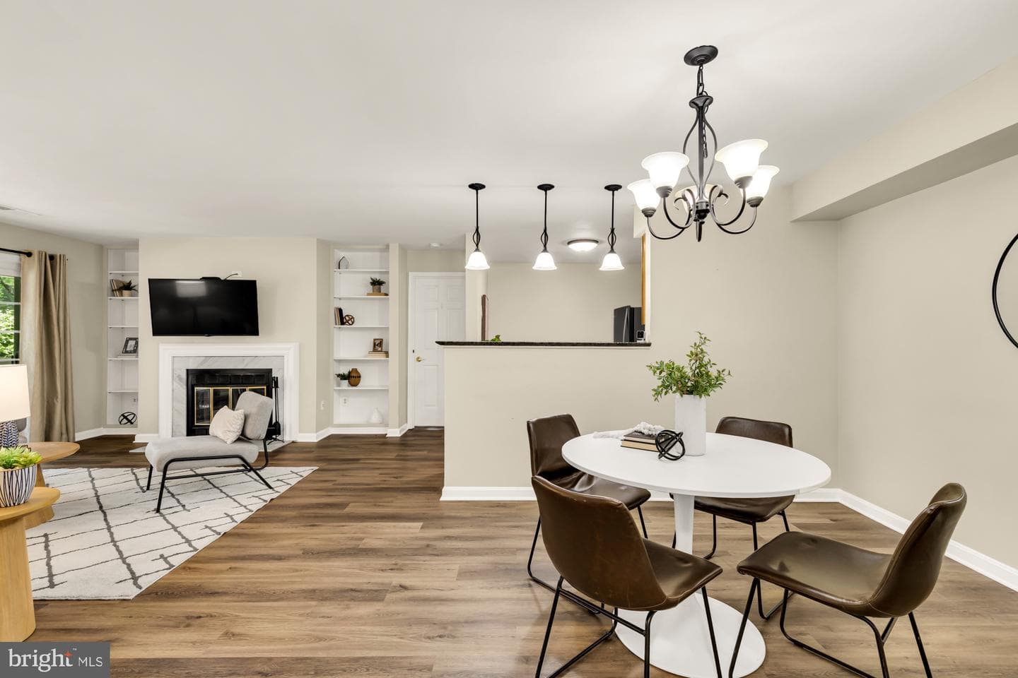 2225 Lovedale Lane #303a photo 5