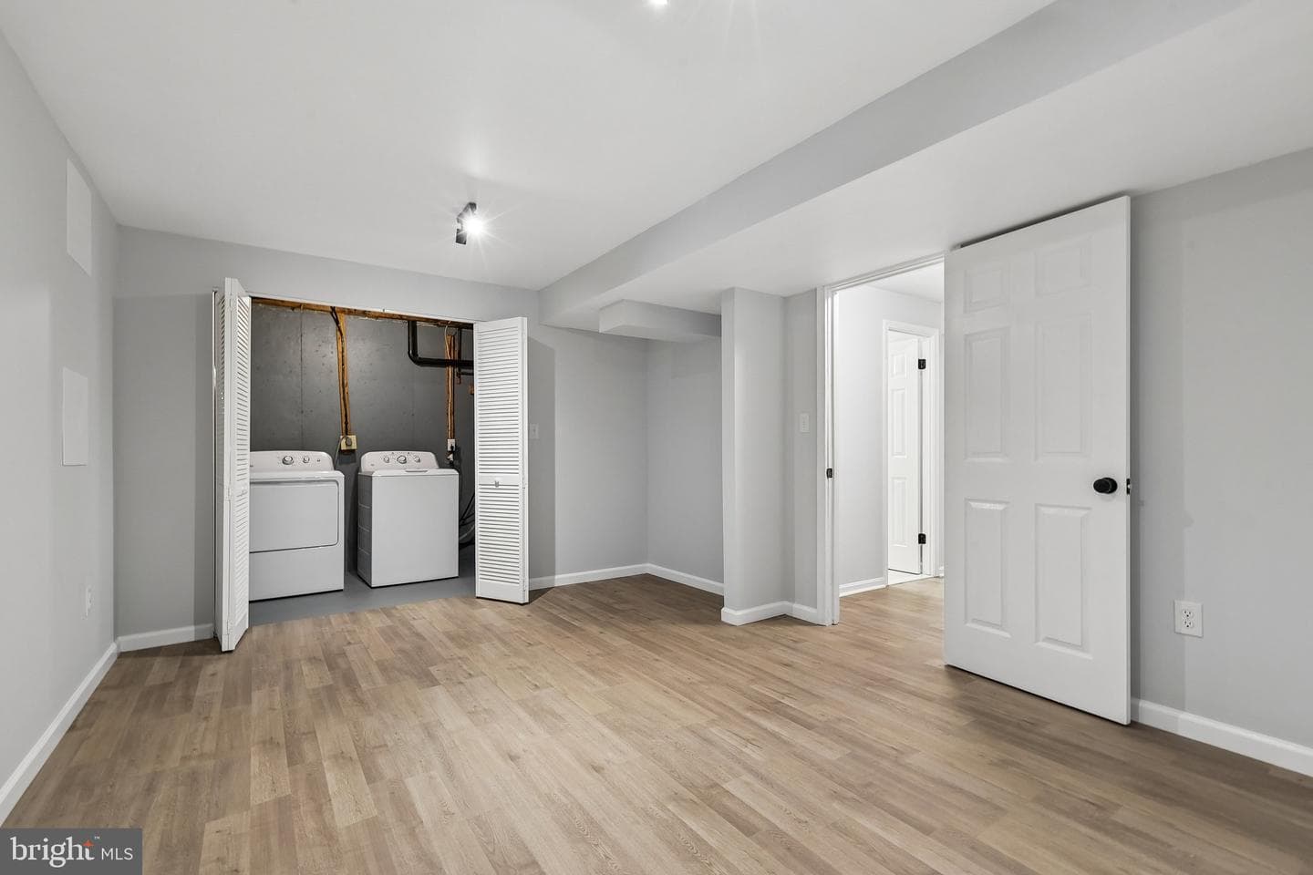 7937 Bethelen Woods Lane photo 32