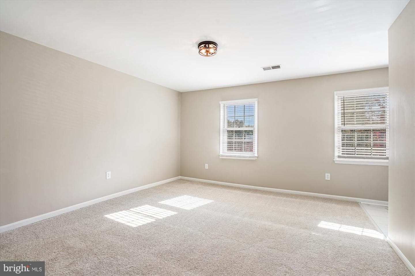 7422 Chummley Court photo 31