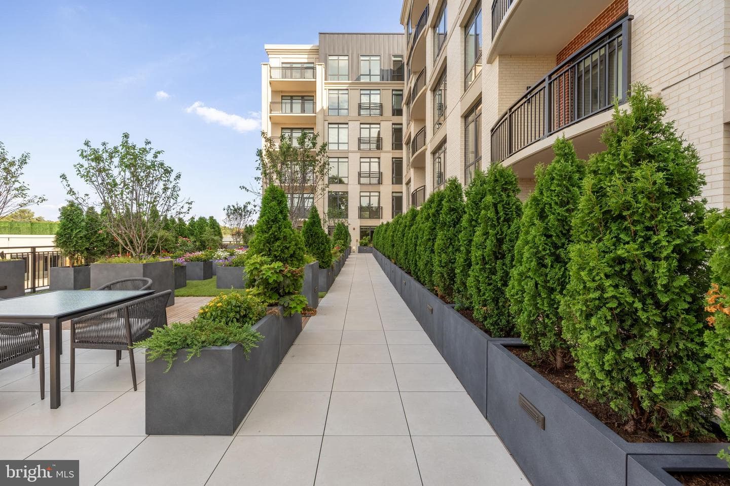 6718 Lowell Avenue #506 photo 53