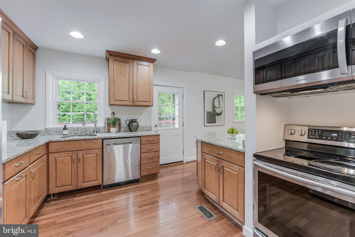 3447 Little Hunting Creek Drive photo 8