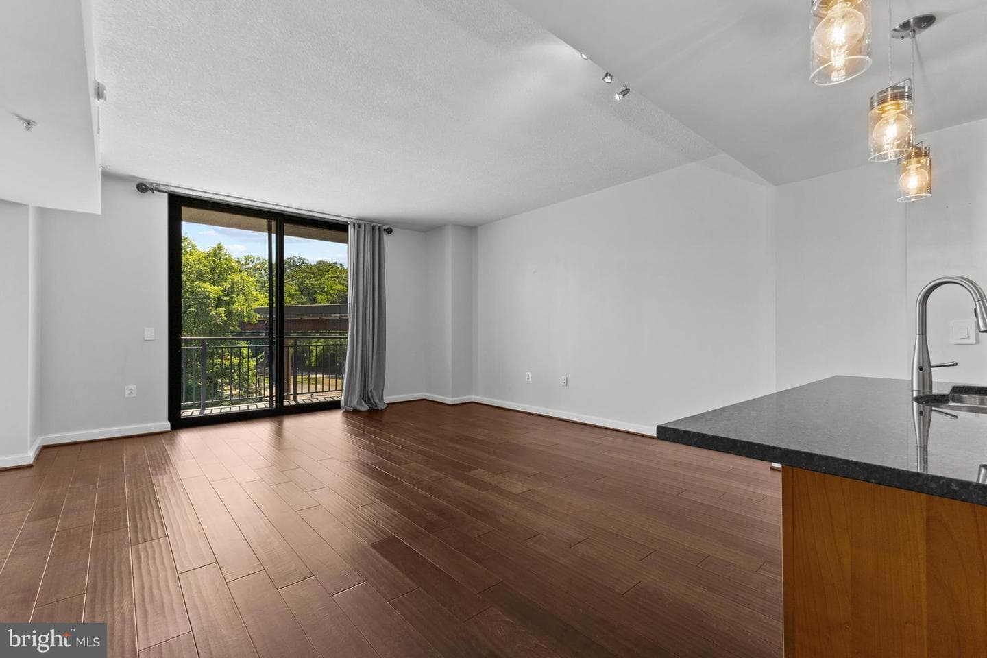 2451 Midtown Avenue #616 photo 33