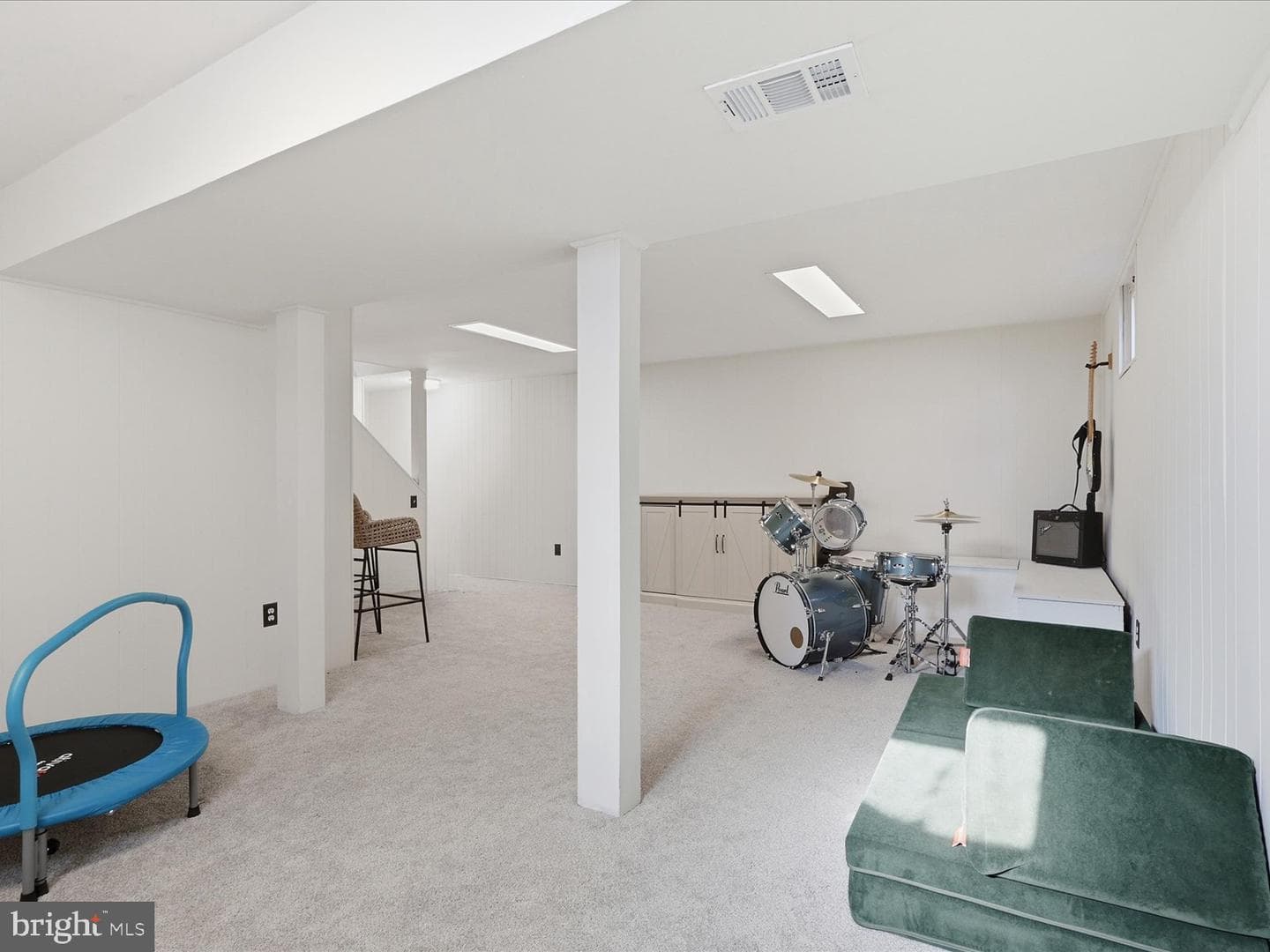 1537 Sadlers Wells Drive photo 37