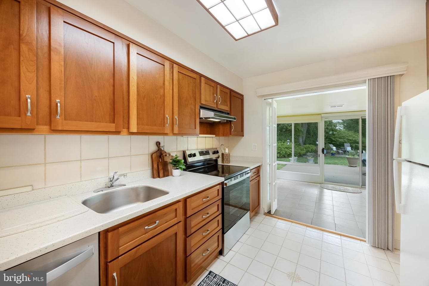 7714 Weber Street photo 13