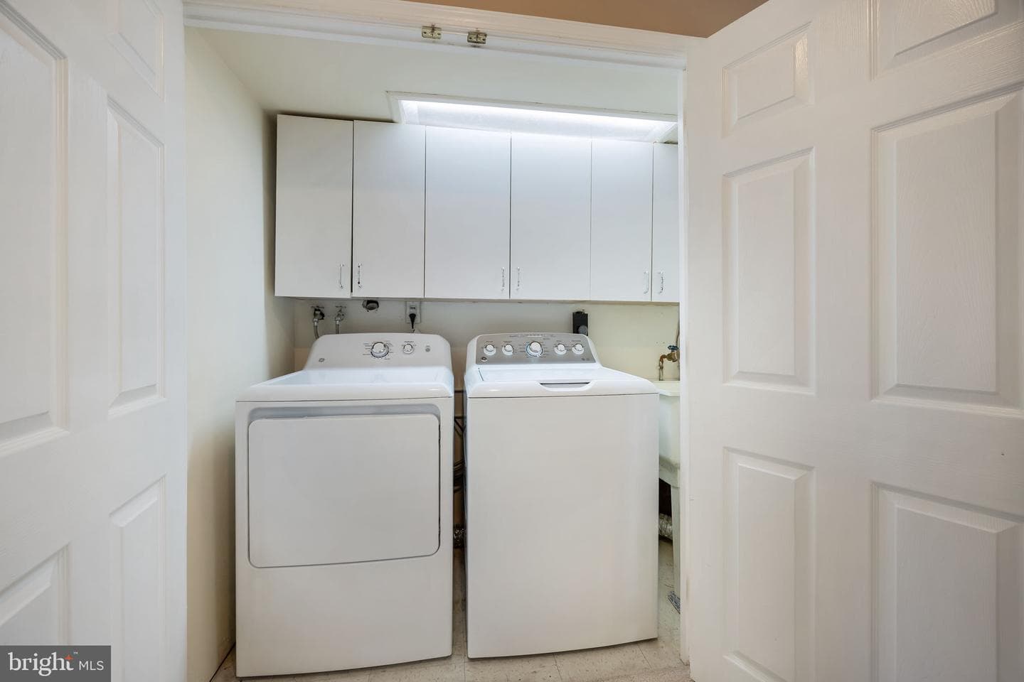 7714 Weber Street photo 29